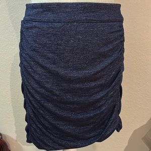 Athleta XL Blue shirred skirt nylon poly Lycra mix about 18 inches long cute